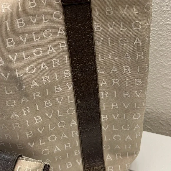 Bvlgari Tote & Matching Wallet - Picture 6 of 17